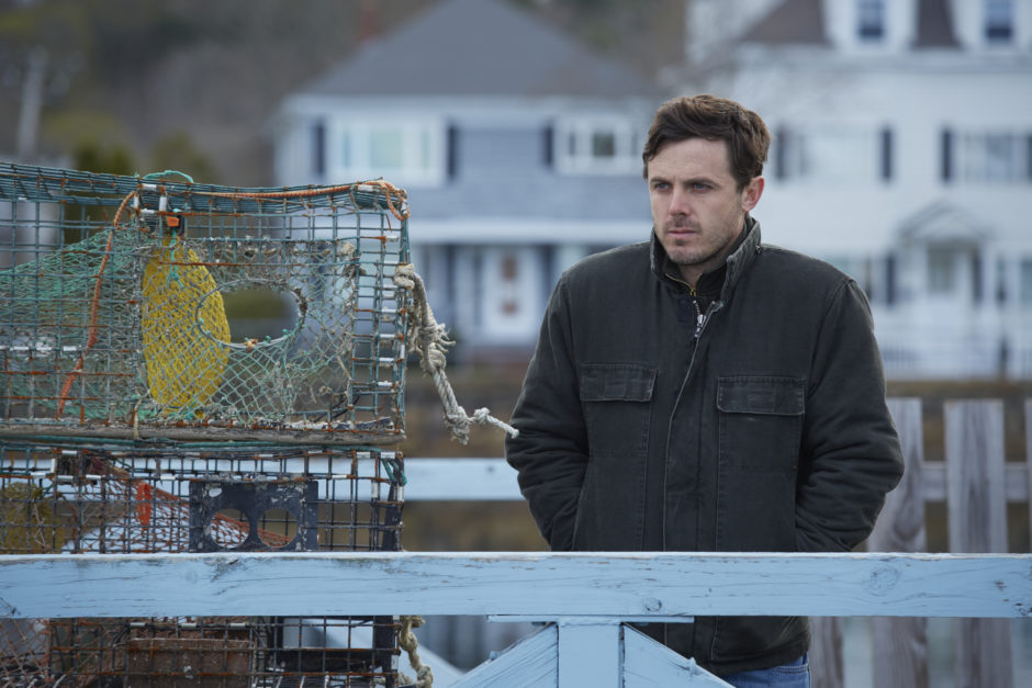MANCHESTER BY THE SEA, from left, Casey Affleck, Lucas Hedges, 2016. ph: Claire Folger. © Roadside Attractions / courtesy Everett Collection