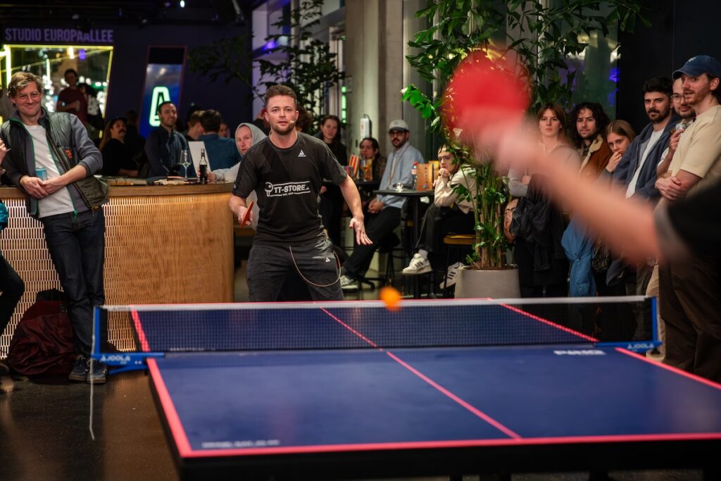 Vorpremiere_Marty_Supreme_KinoKoni