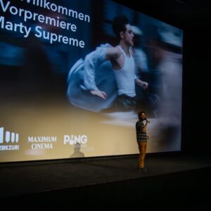 Vorpremiere_Marty_Supreme_KinoKoni