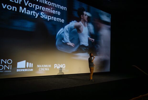 Vorpremiere_Marty_Supreme_KinoKoni